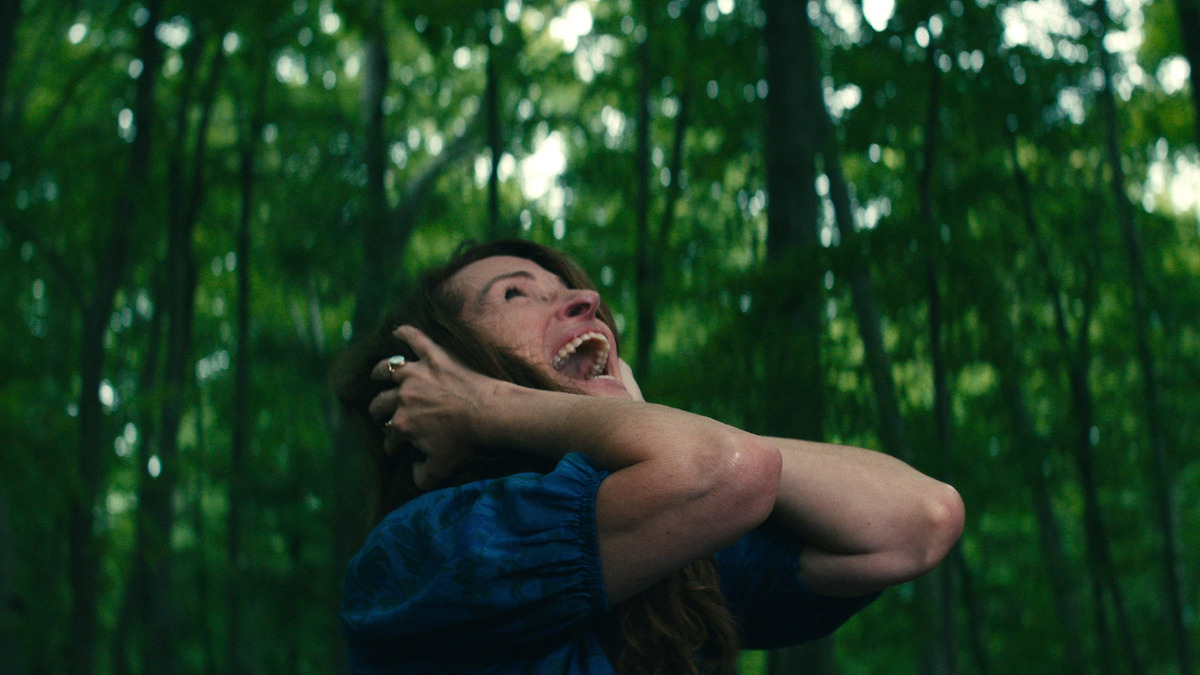 Poster for Leave the World Behind (2023)