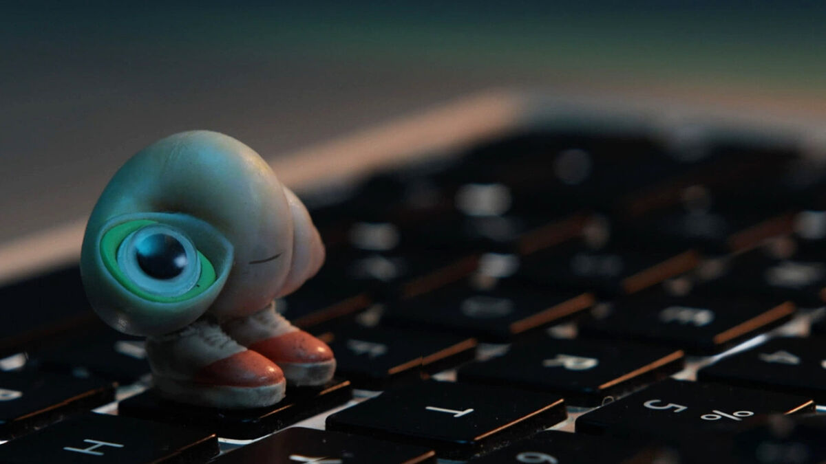 Poster for Marcel the Shell with Shoes On (2021)