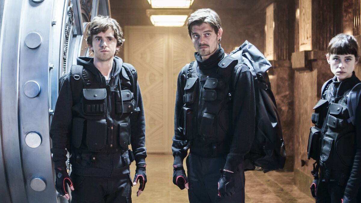 Poster for The Vault (2021)